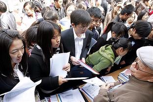 狂抢前场板！约基奇半场11中6拿下15分8板3助 7个进攻篮板