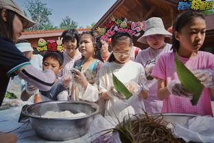 国足近3届亚洲杯中场：昔日顶配郑智、蒿俊闵、吴曦难觅接班人